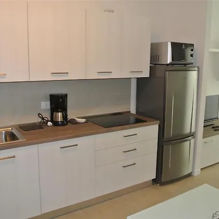 Apartman Cozy Flat 200 M From The *